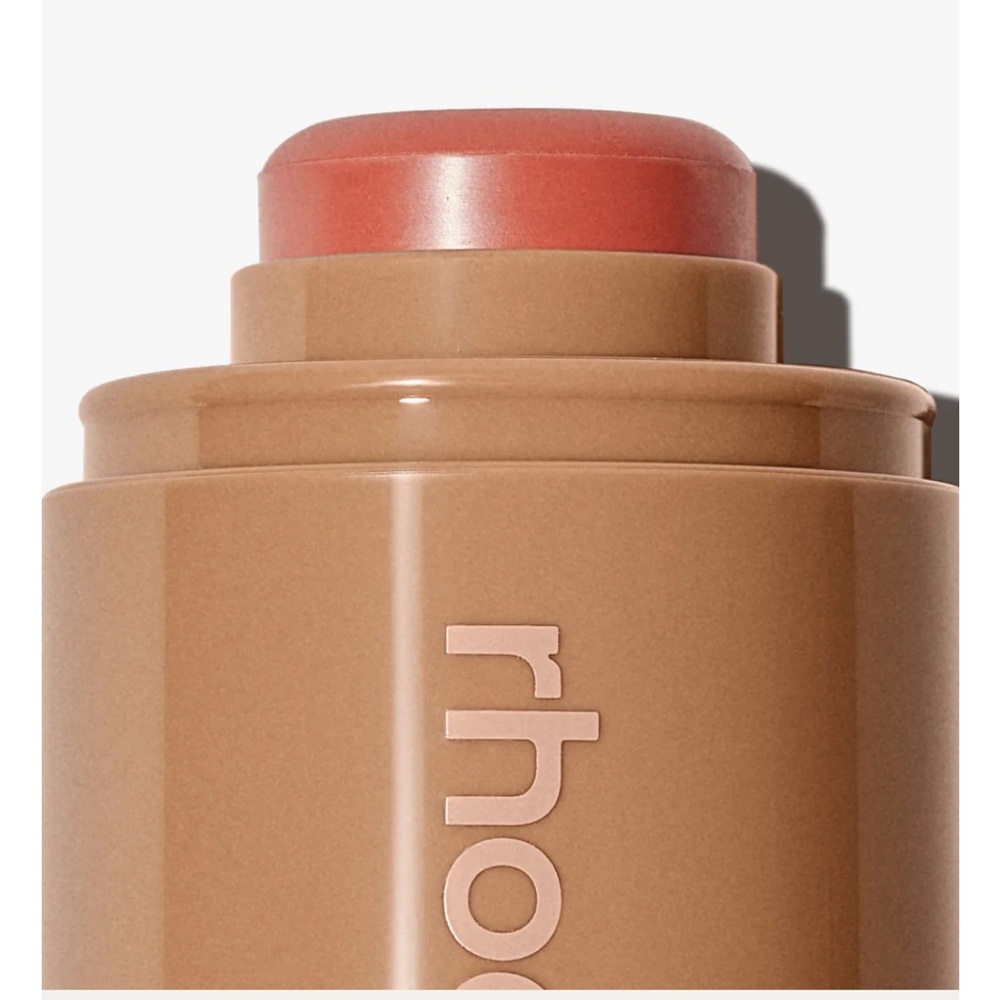 NWT FRECKLE POCKET BLUSH RHODE SKIN